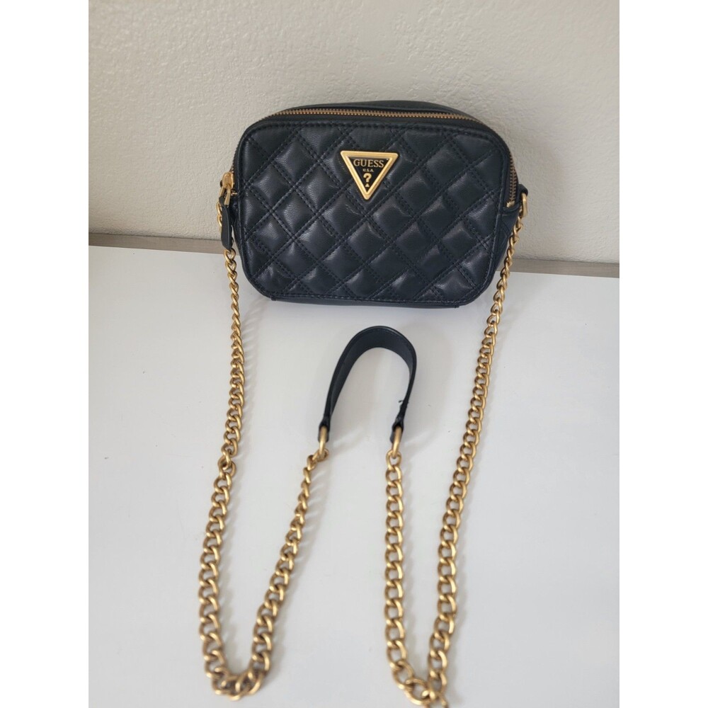 GUESS Giully Quilted Camera Crossbody Bag Black Gold Chain Women’s Purse